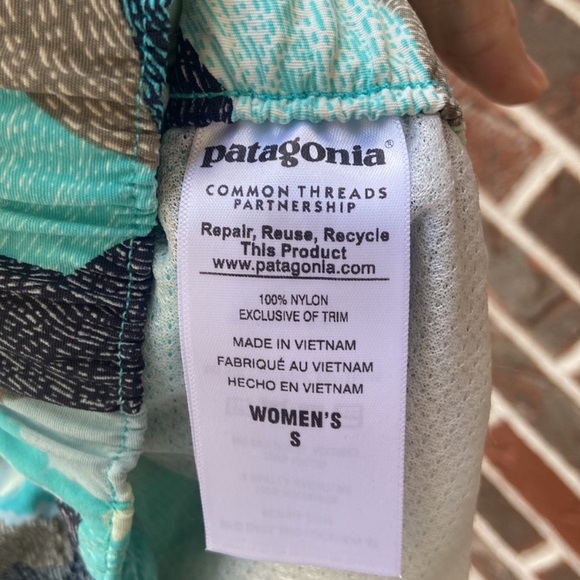 Patagonia Barely Baggies - Small - Picture 6 of 7